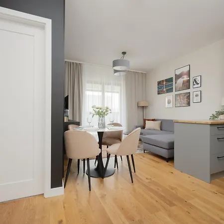 Cozy With Air Conditioner And Parking By Renters Διαμέρισμα *