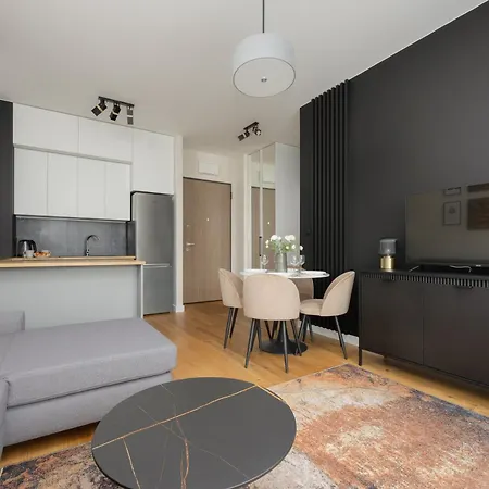 Διαμέρισμα Cozy With Air Conditioner And Parking By Renters